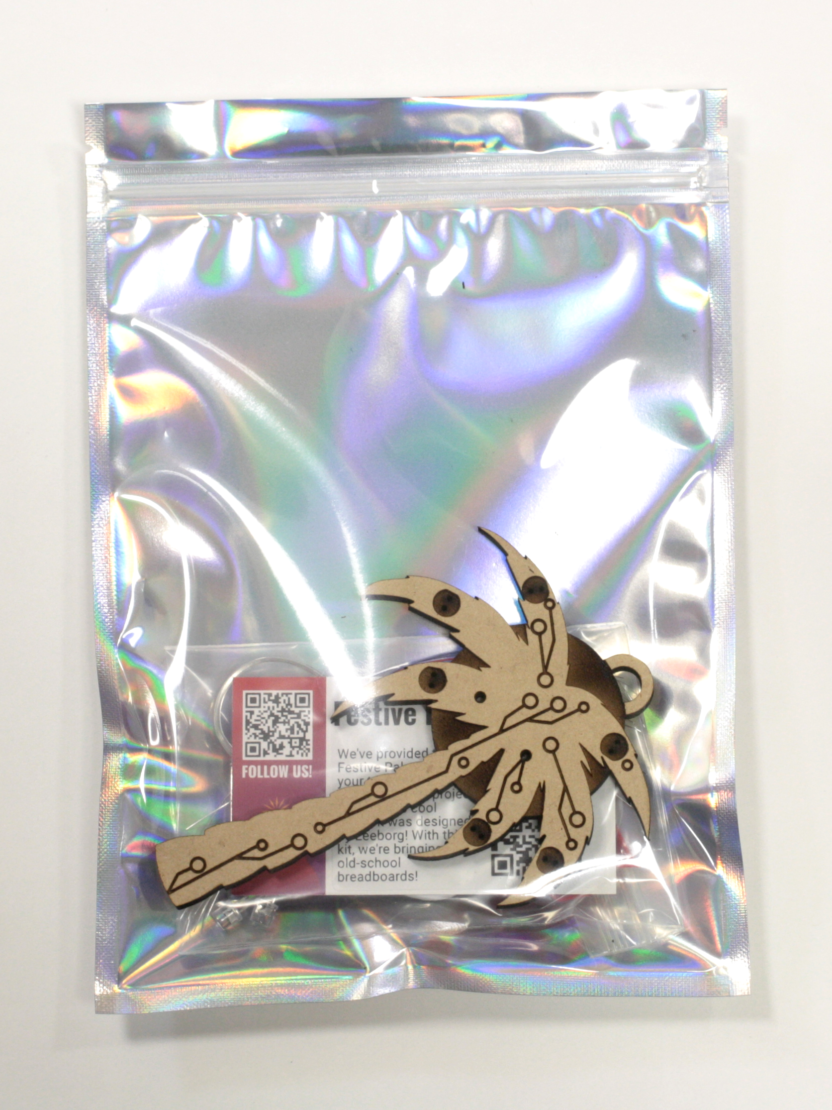 Festive Palm Tree Ornament Kit